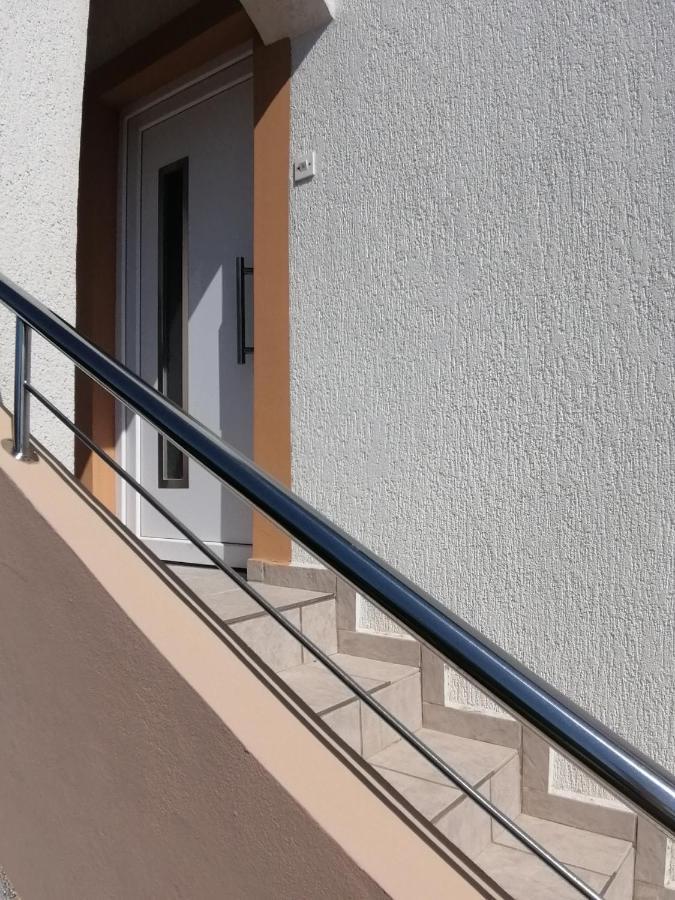 Apartment Mare Врси Экстерьер фото